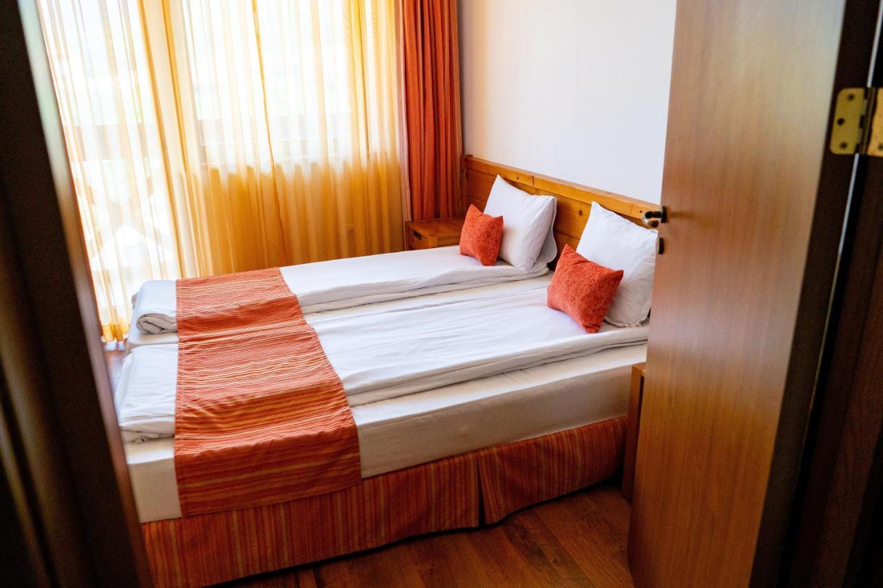Two Bedroom Apartments In Murphys Lodge Bansko Exterior foto